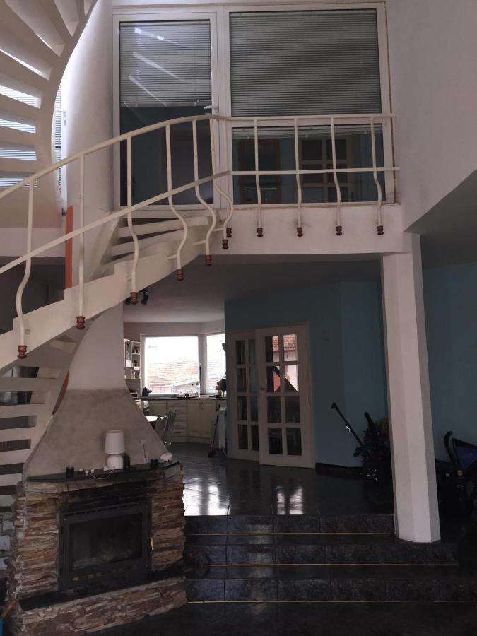 White House Silistra Hotel Exterior photo